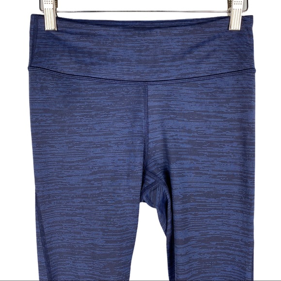 Outdoor Voices Compression 7/8 Warmup Leggings - Picture 4 of 9